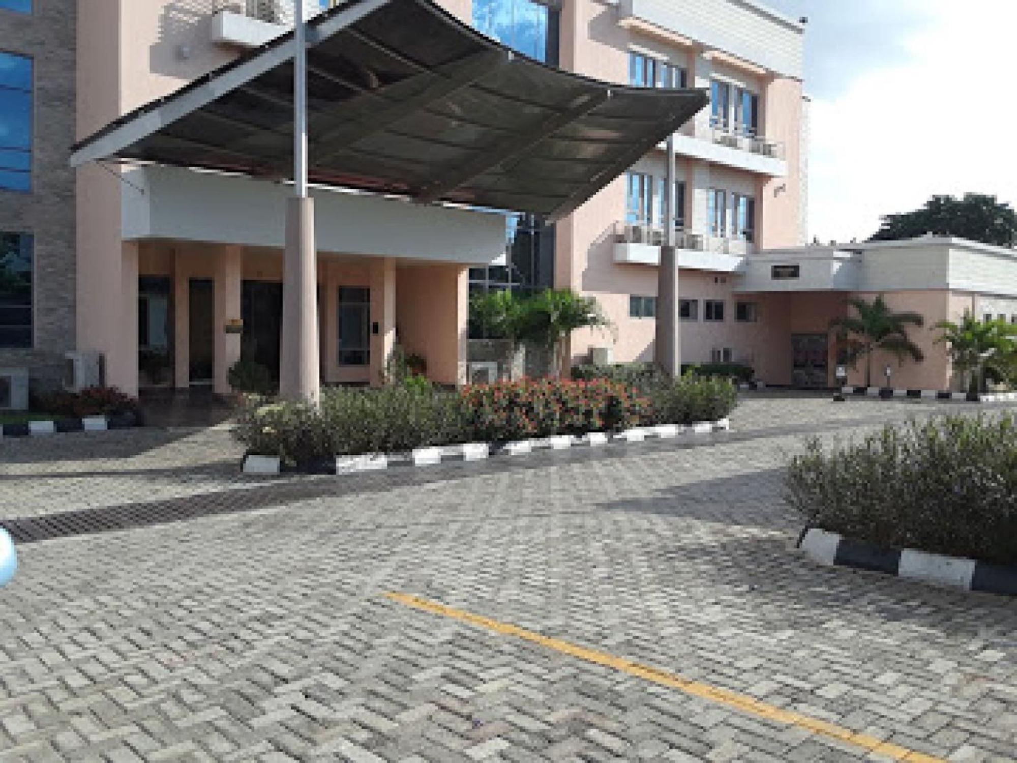 Room In Apartment Ibadan Exterior photo